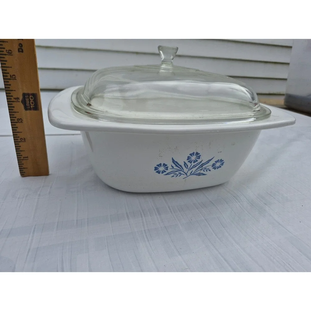 Vintage Corning Ware Blue Cornflower Casserole Dish with Glass Lid P-1-B 1.5 Qt
